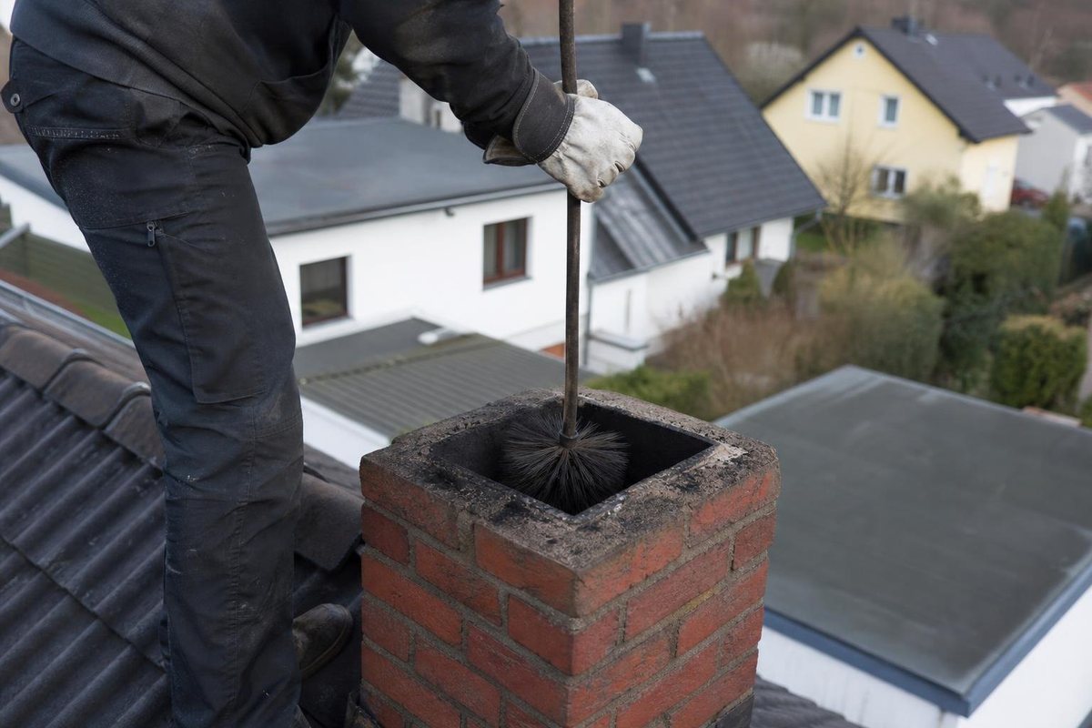 Pickering Chimney Sweep in Farmingdale